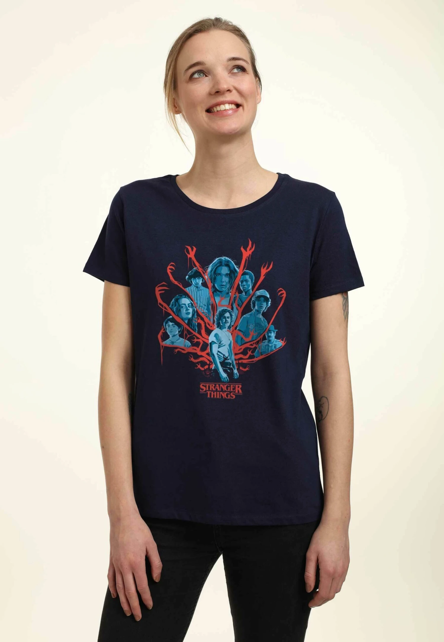 Henry Tiger Stranger Things Tonal Gorgon Group Shot - T-Shirt Print - Navy Blue